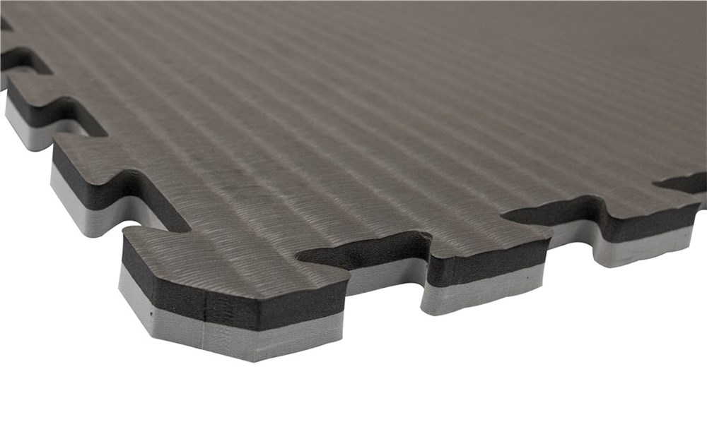 Softmåtte 100x100x2 cm.