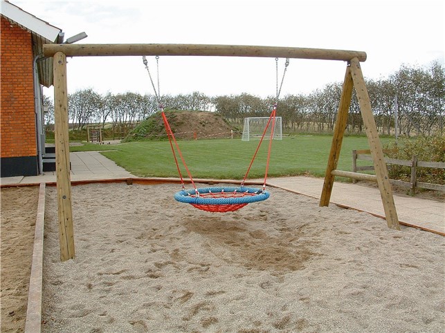 Fuglerede incl. stativ