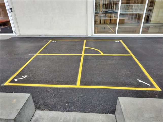 Ostespil 4x4 meter med cirkel og tal GUL