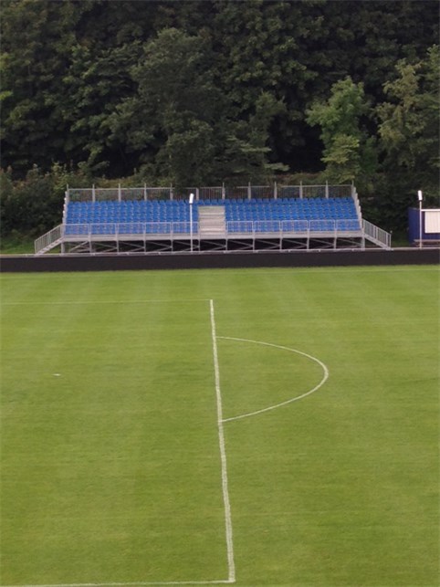 Mobile tribune m/plads til 204 tilskuer