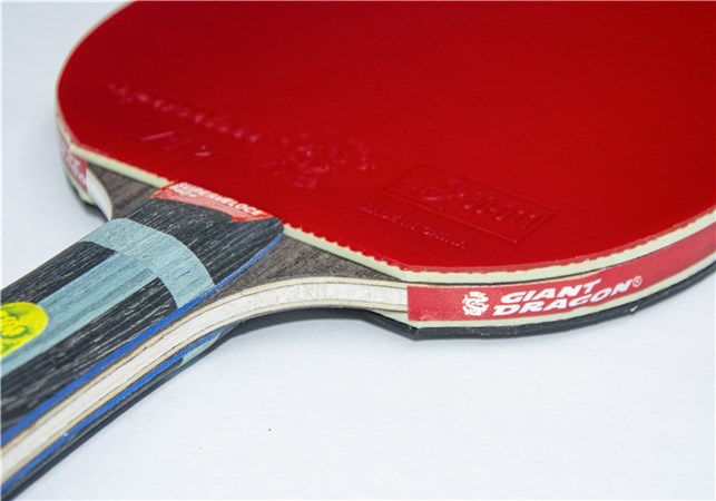 Bordtennisbat Basic med konkav greb ITTF*******