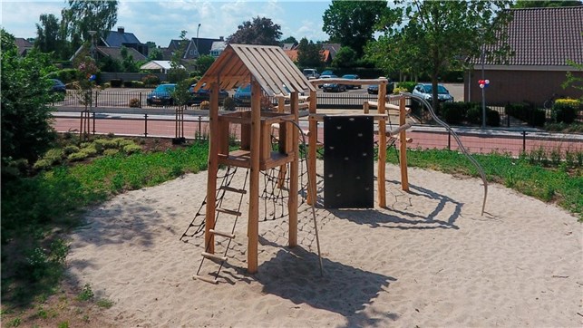 Sammenbygget klatresystem