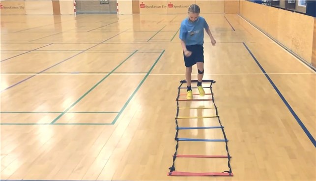 Agility stige i gummi 9m.