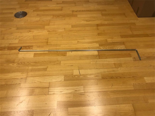 Basketball vægudhæng med sidelæns indsving