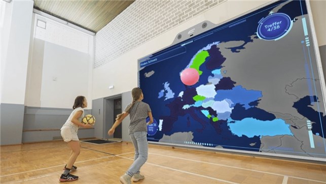 Multiball Club med projektor pakke str. M