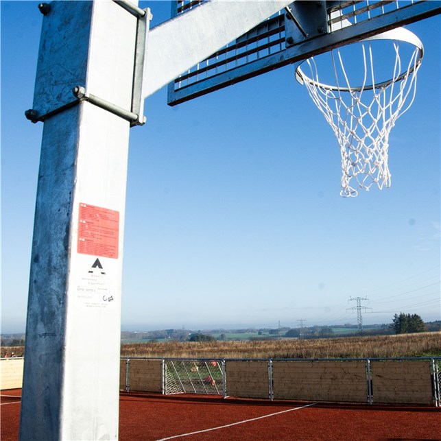 Basketball stativ inkl. plade, kurv og net