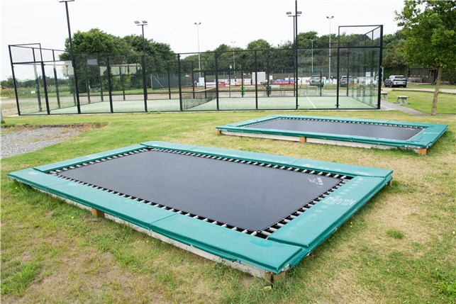 Trampolin til nedgravning
