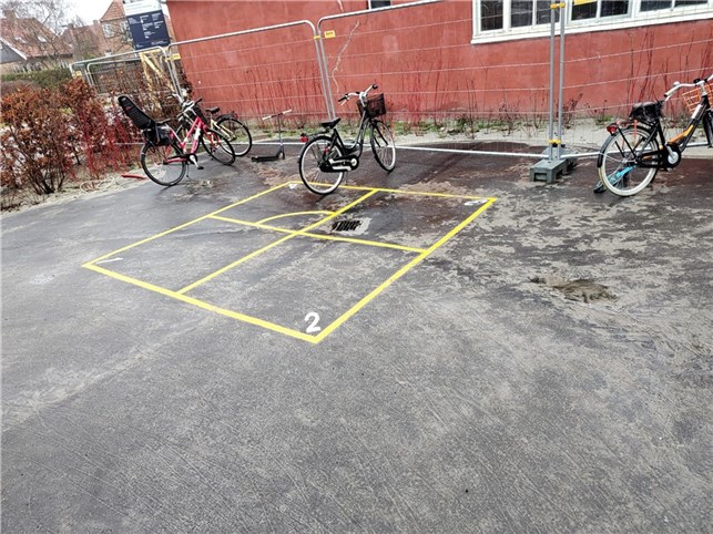 Ostespil 4x4 meter med cirkel og tal GUL