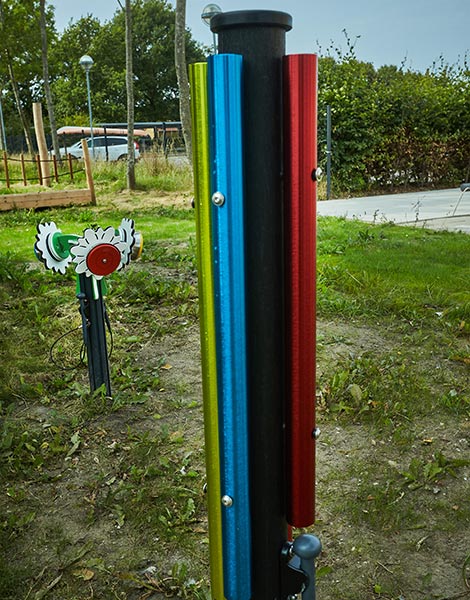 Energileg med musik i redskabern