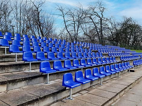 Tribunesæder på stadion
